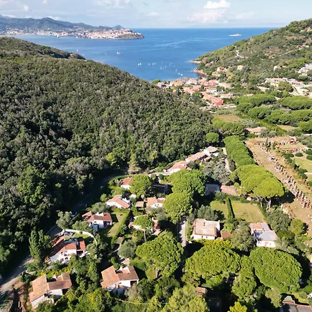 Casa vacanze Isola - Helloelba Bagnaia (Livorno)