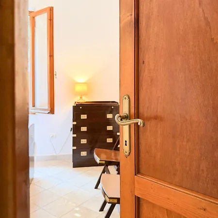 Casa vacanze Isola - Helloelba Bagnaia (Livorno)