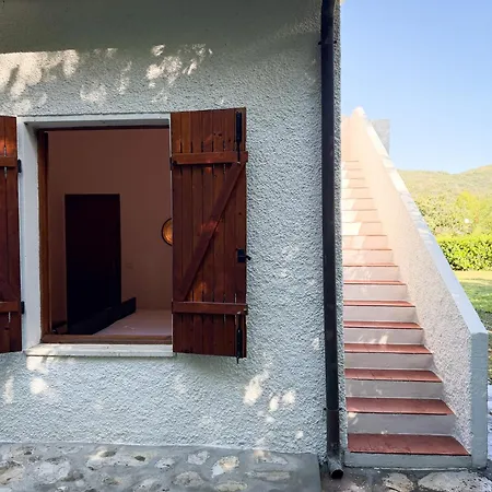 Дом отдыха Isola - Helloelba